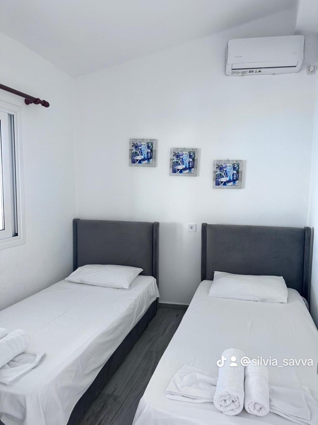 Sevilia Rooms Qeparo Exterior photo