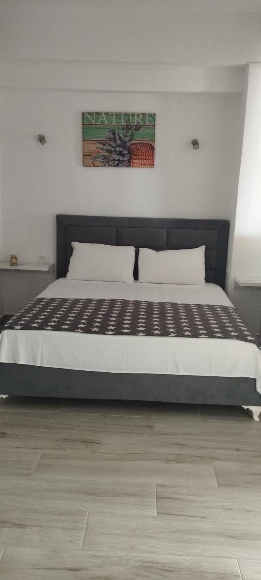 Sevilia Rooms Qeparo Exterior photo